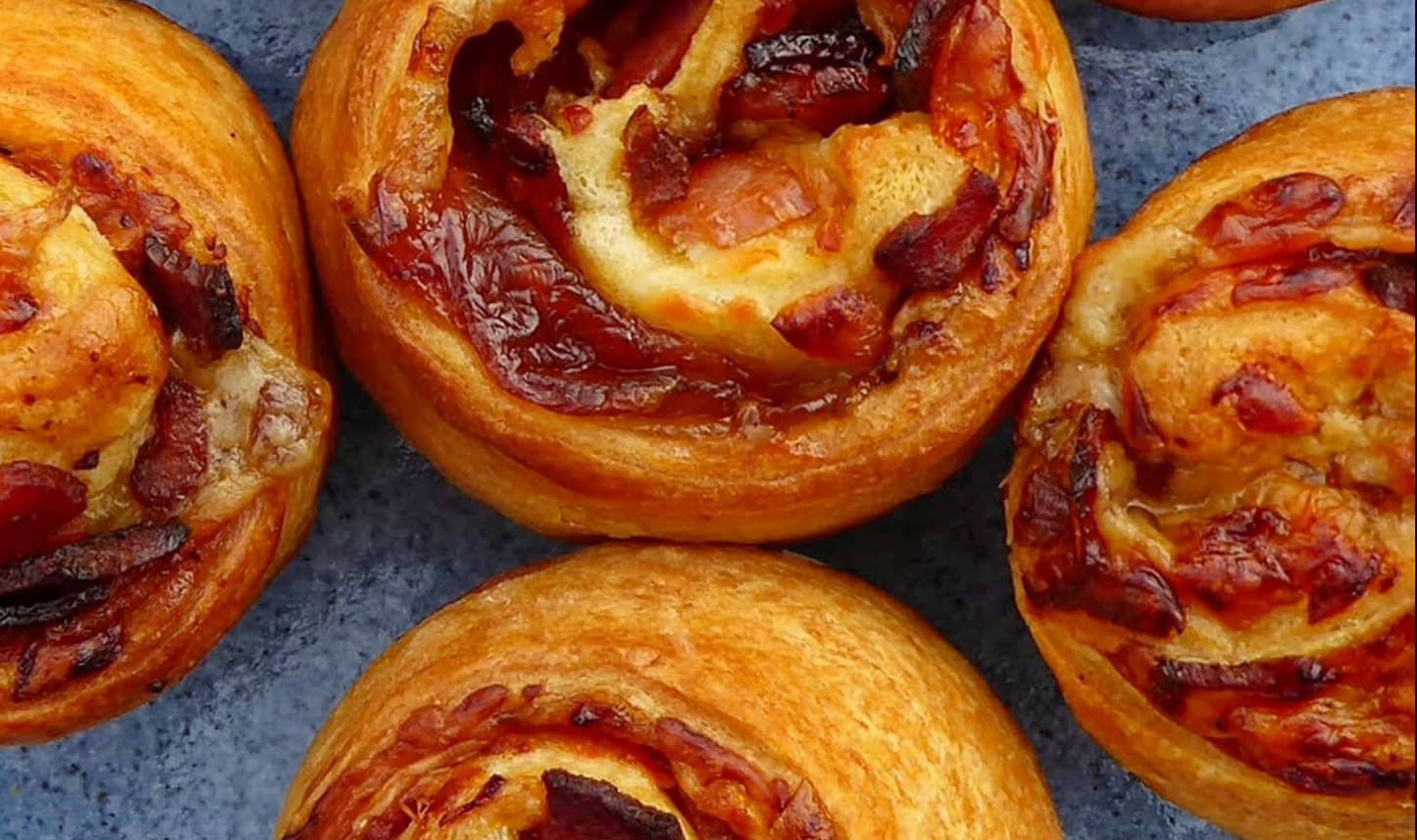 Bacon, Cheddar and Caramelised Red Onion Chutney Cruffins